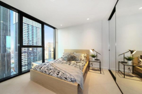 A Cozy & Stylish 2BR Suite in Melbourne CBD
